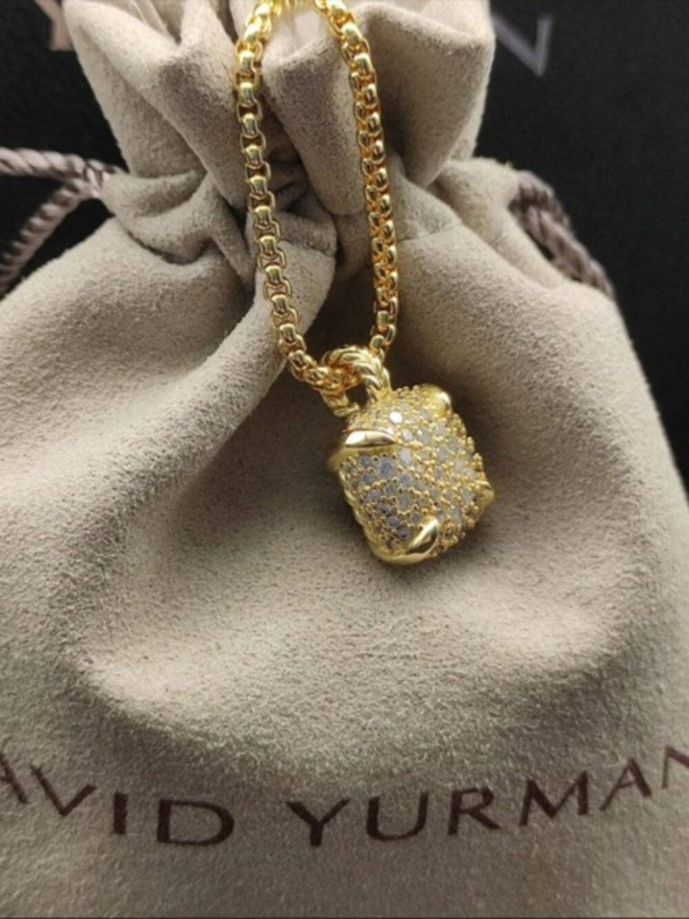 ✨David Yurman Gold Pave Diamond Lock Pendant Necklace✨